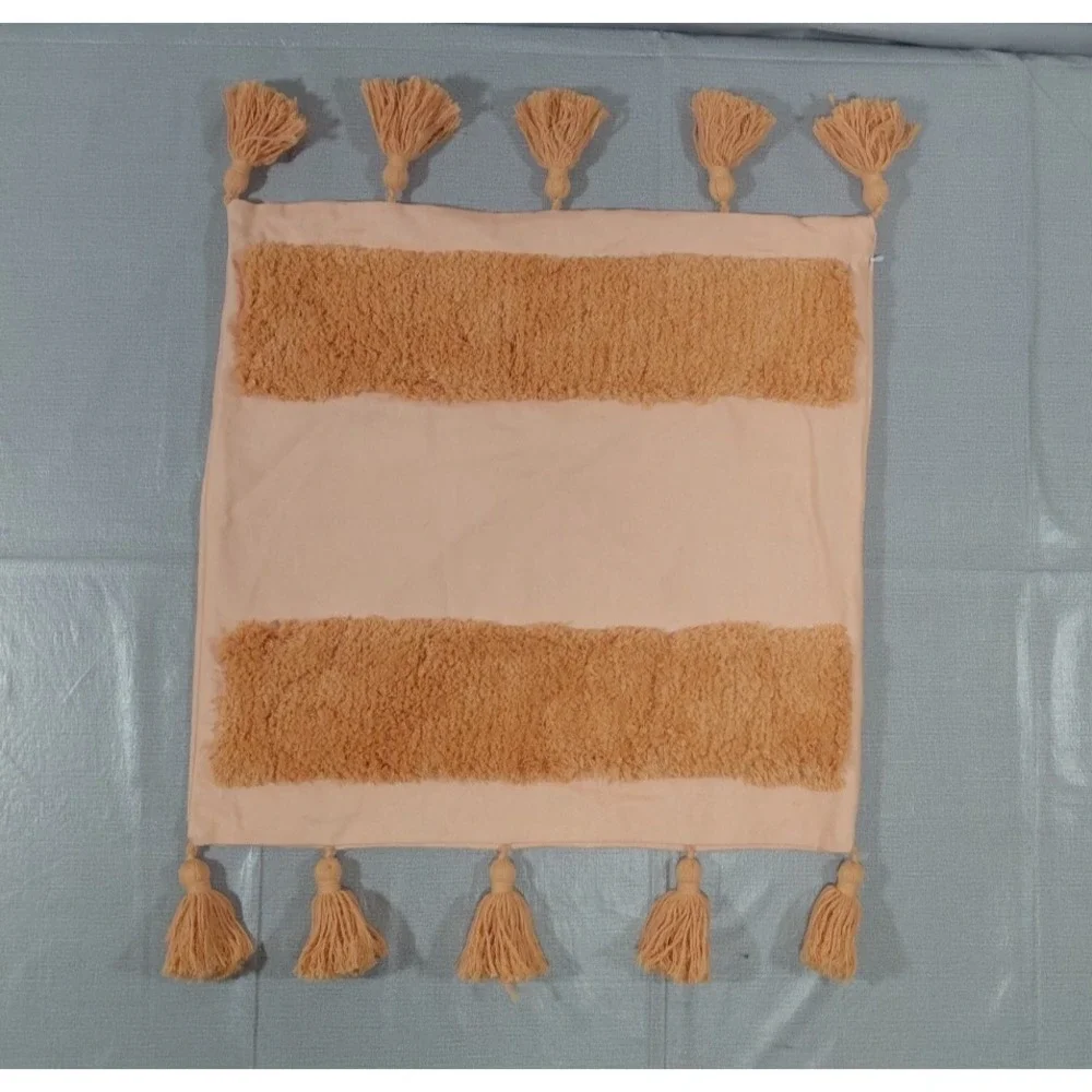 Beddys Square Tassel Pillow Cover 17